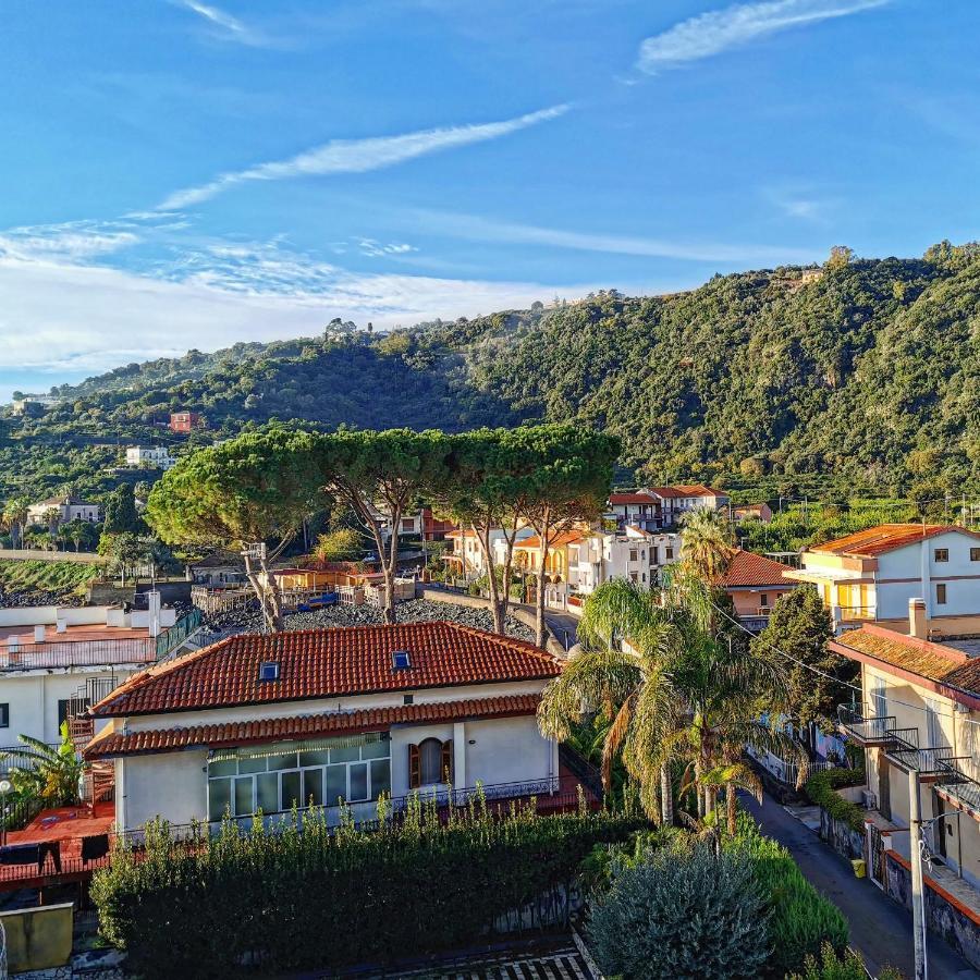Made In Sicily Santa Tecla Bed and Breakfast Acireale Eksteriør billede