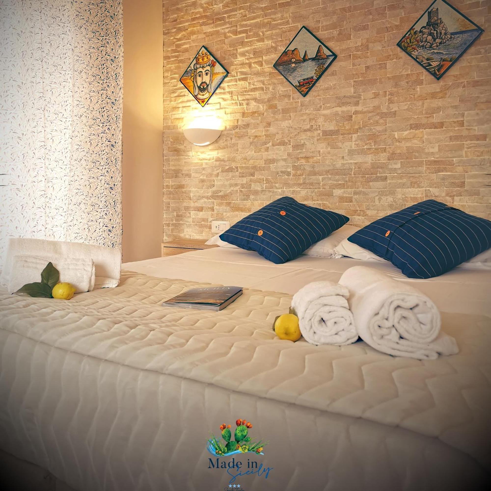 Made In Sicily Santa Tecla Bed and Breakfast Acireale Eksteriør billede